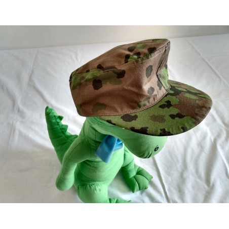 Czapka Eichenlaubmuster
